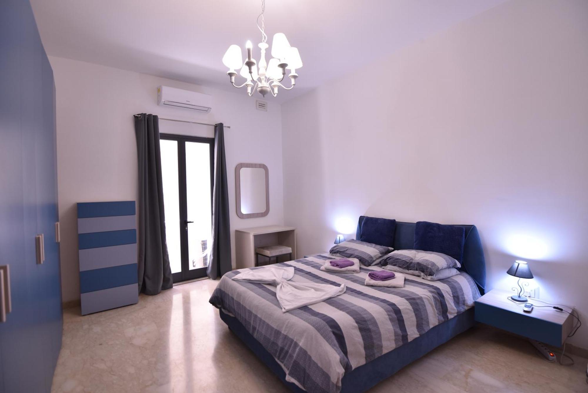 Xl Seafront In Apartment *