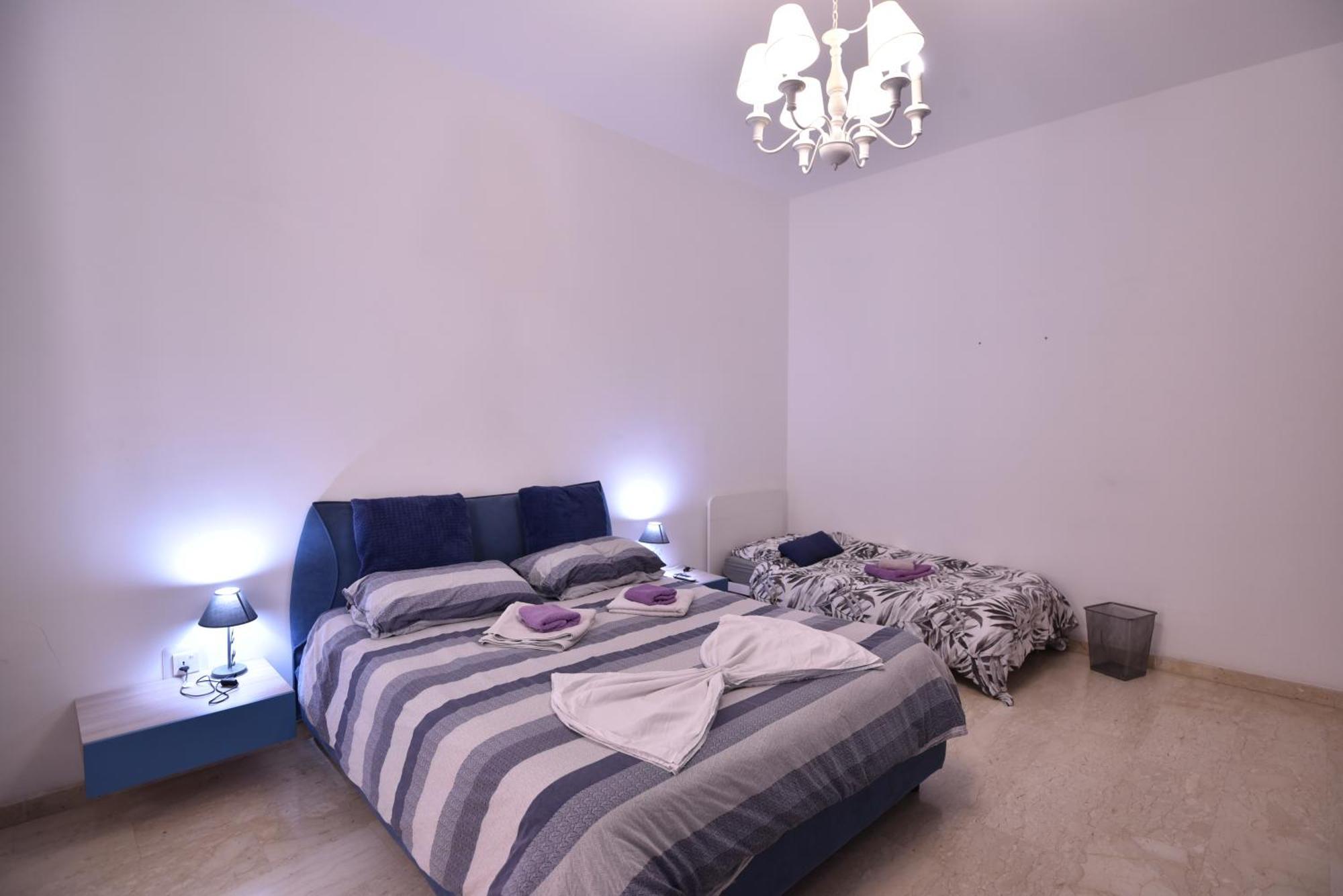Xl Seafront In Apartment