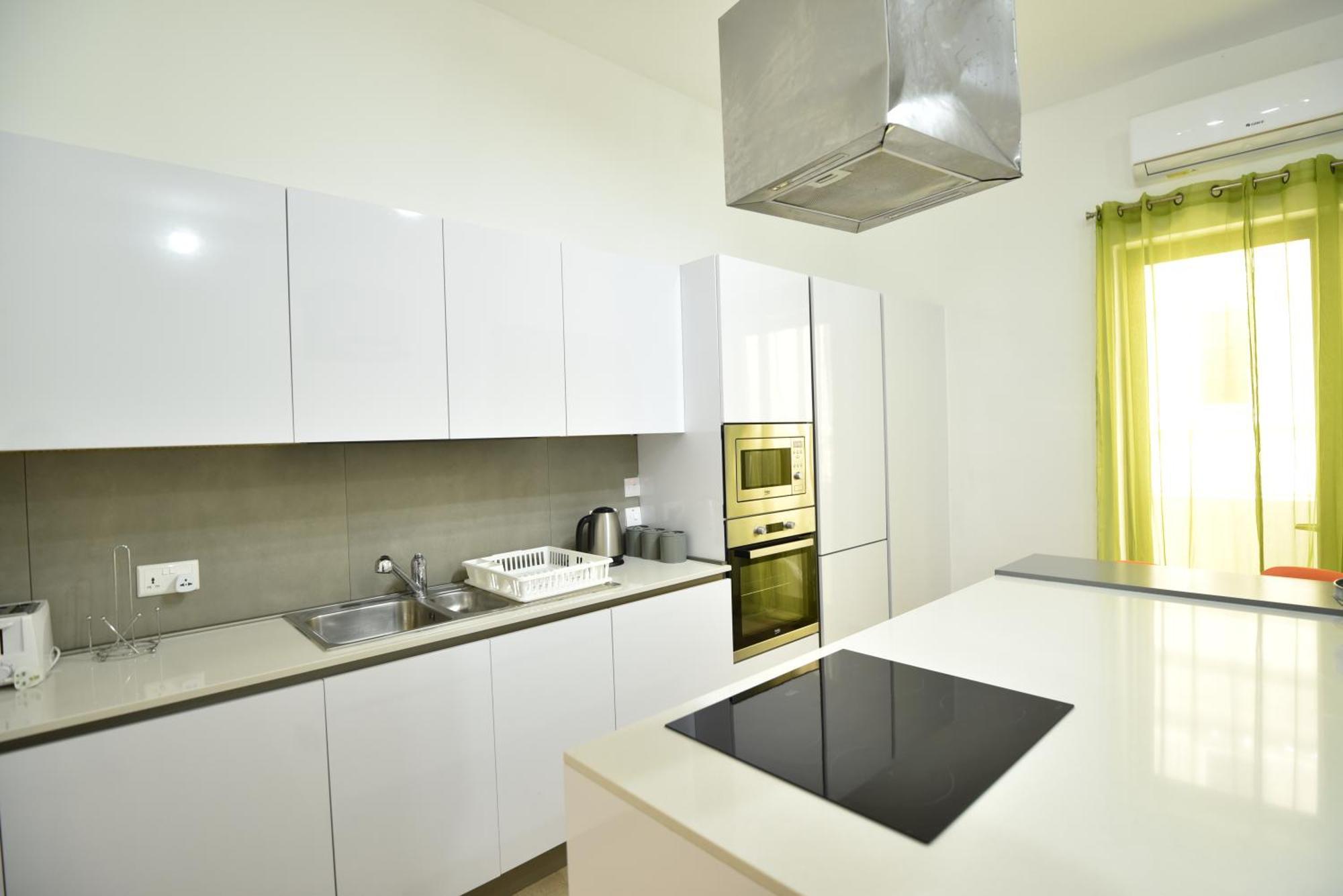 Apartment Xl Seafront In
